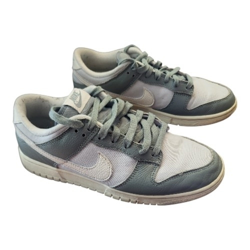 Nike Men's Dunk Low Athletic Shoes in Mica Green - Size 7.5 - Picture 2 of 8